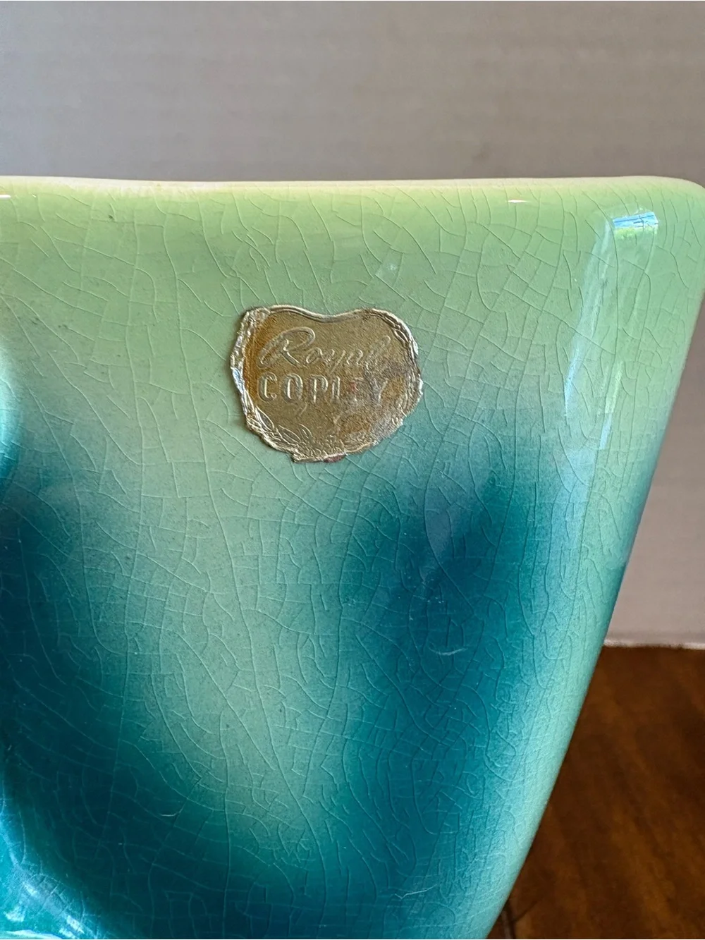 N/A vintage royal
